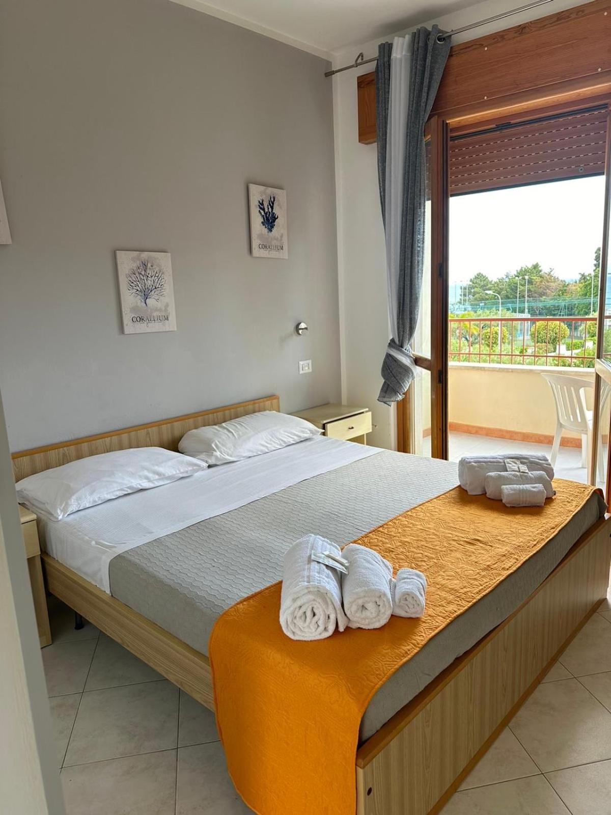 Residence Li Cylentos Hotel Il Villaggio Policastro Scario A 2 Passi Dal Mare Policastro Bussentino Exteriör bild