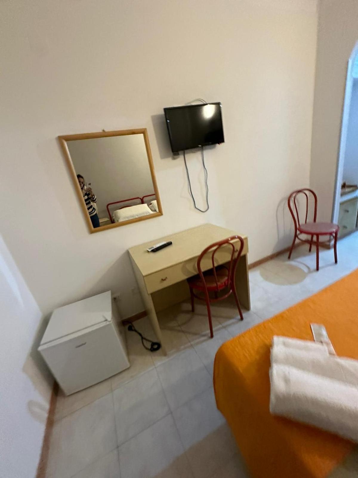 Residence Li Cylentos Hotel Il Villaggio Policastro Scario A 2 Passi Dal Mare Policastro Bussentino Exteriör bild